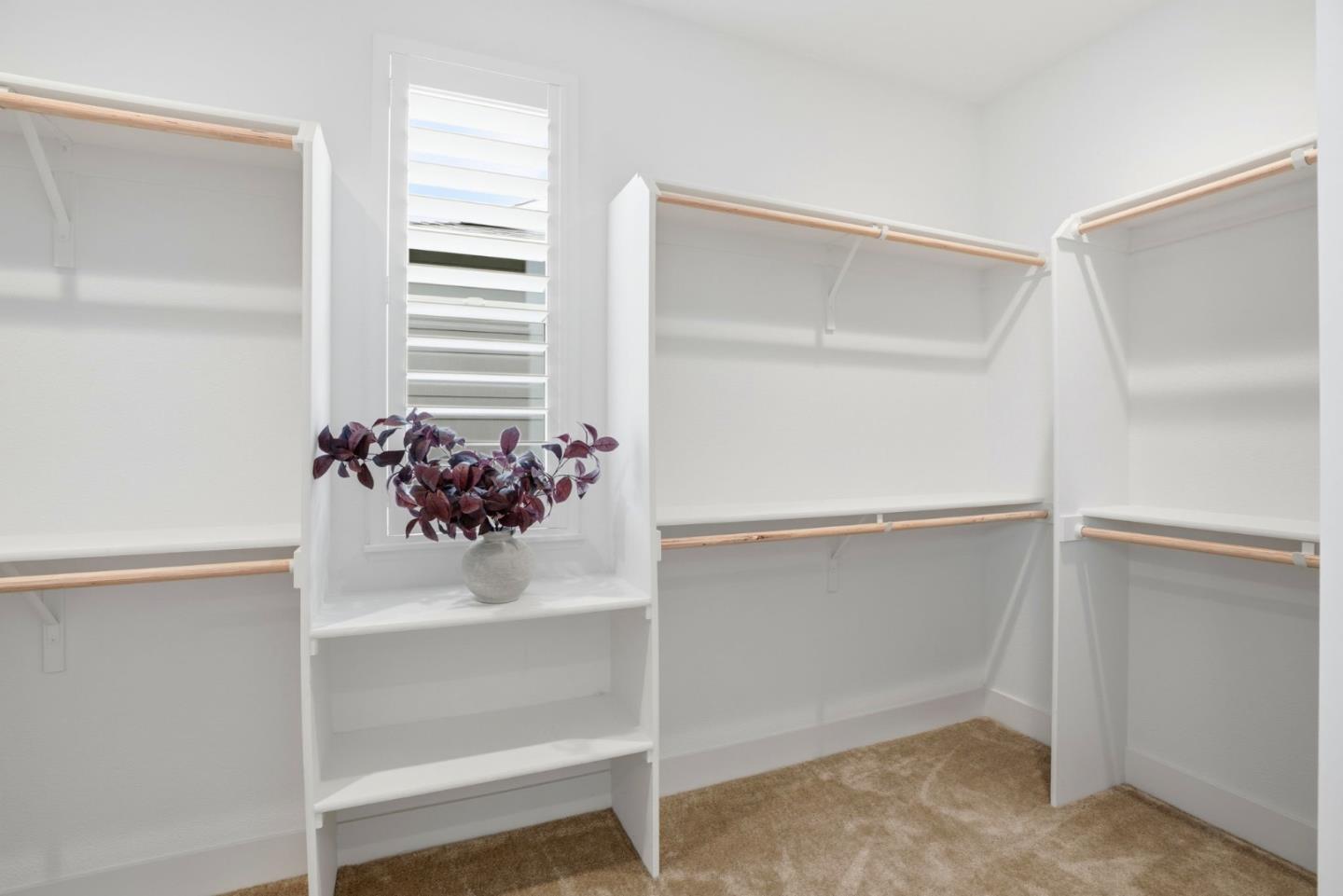 Detail Gallery Image 35 of 58 For 275 Skyview Dr, Marina,  CA 93933 - 3 Beds | 3 Baths