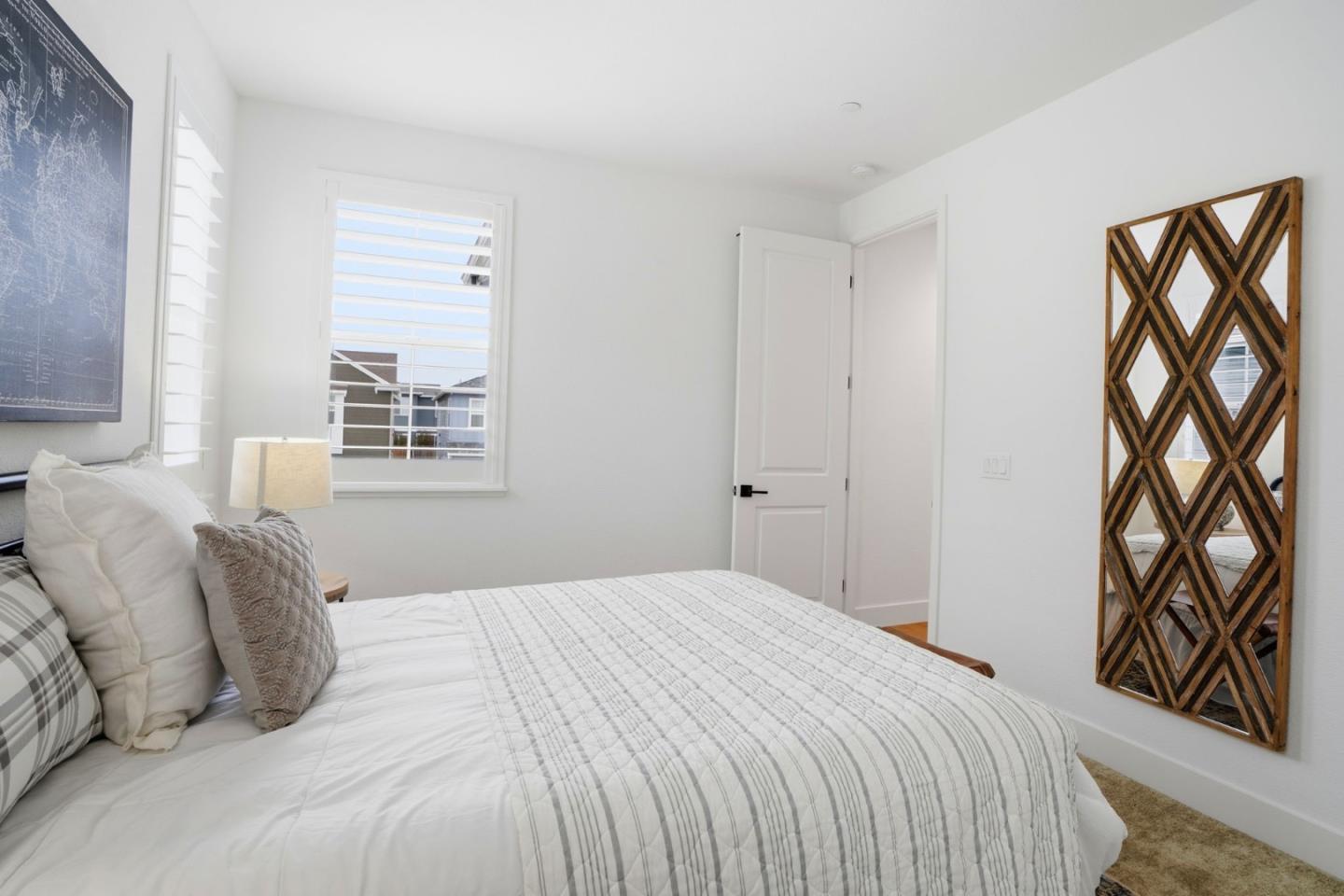 Detail Gallery Image 40 of 58 For 275 Skyview Dr, Marina,  CA 93933 - 3 Beds | 3 Baths