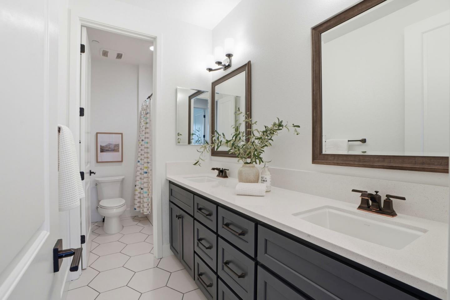 Detail Gallery Image 41 of 58 For 275 Skyview Dr, Marina,  CA 93933 - 3 Beds | 3 Baths