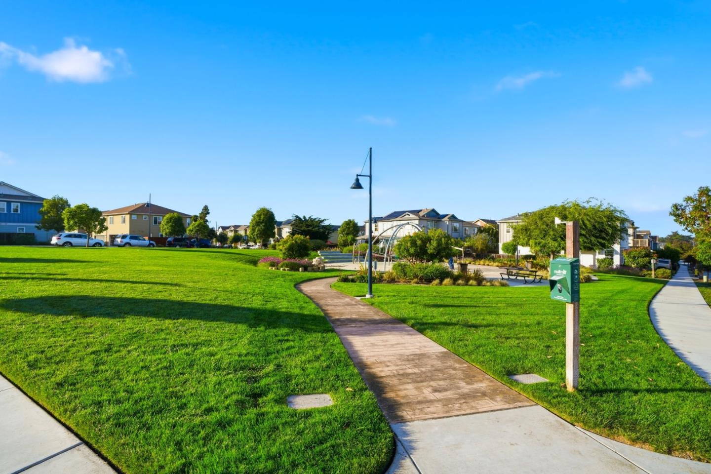 Detail Gallery Image 55 of 58 For 275 Skyview Dr, Marina,  CA 93933 - 3 Beds | 3 Baths