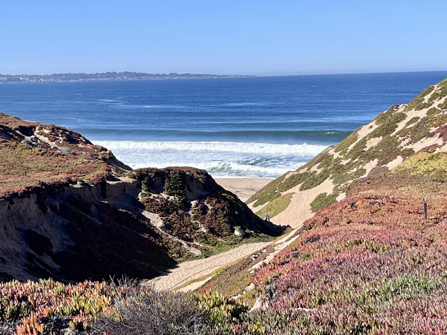 Detail Gallery Image 61 of 63 For 275 Skyview Dr, Marina,  CA 93933 - 3 Beds | 3 Baths