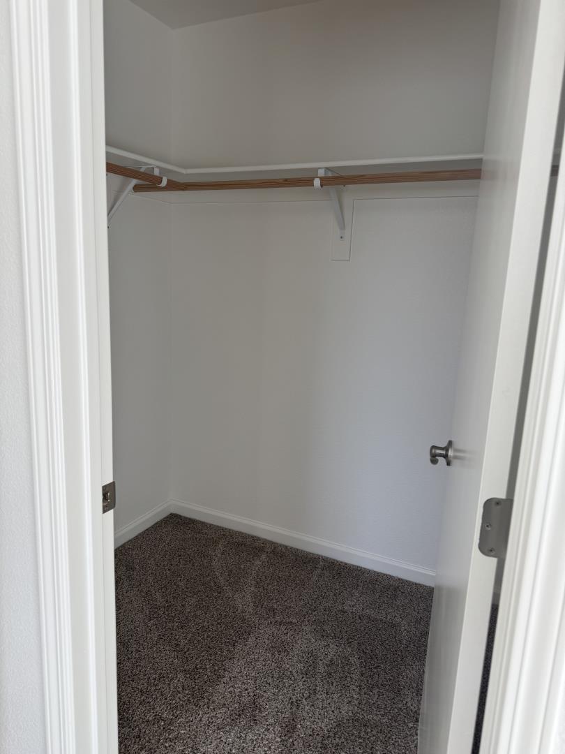 Detail Gallery Image 6 of 24 For 501 Cedar Dr, Watsonville,  CA 95076 - 2 Beds | 1/1 Baths