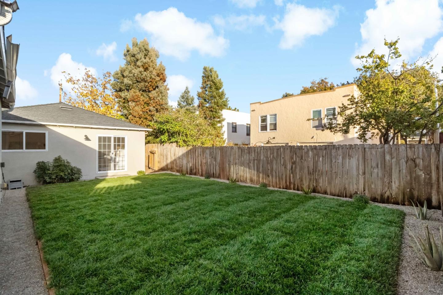 Detail Gallery Image 30 of 33 For 516 Cleveland St, Redwood City,  CA 94062 - 3 Beds | 1 Baths