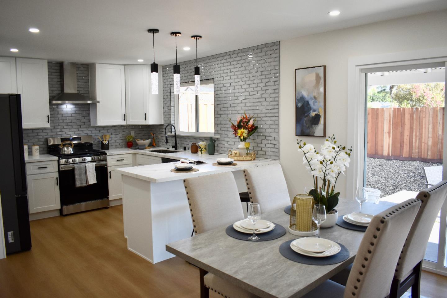 Detail Gallery Image 8 of 28 For 13754 Highwood Dr, San Jose,  CA 95127 - 3 Beds | 1 Baths