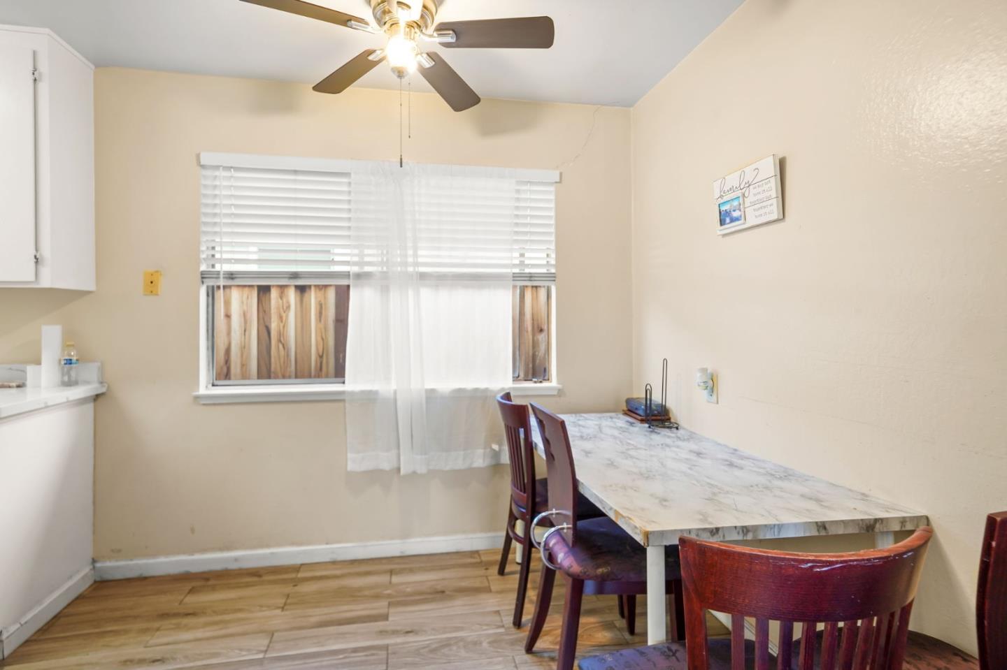 Detail Gallery Image 13 of 26 For 2421 Karen Dr, Santa Clara,  CA 95050 - – Beds | – Baths