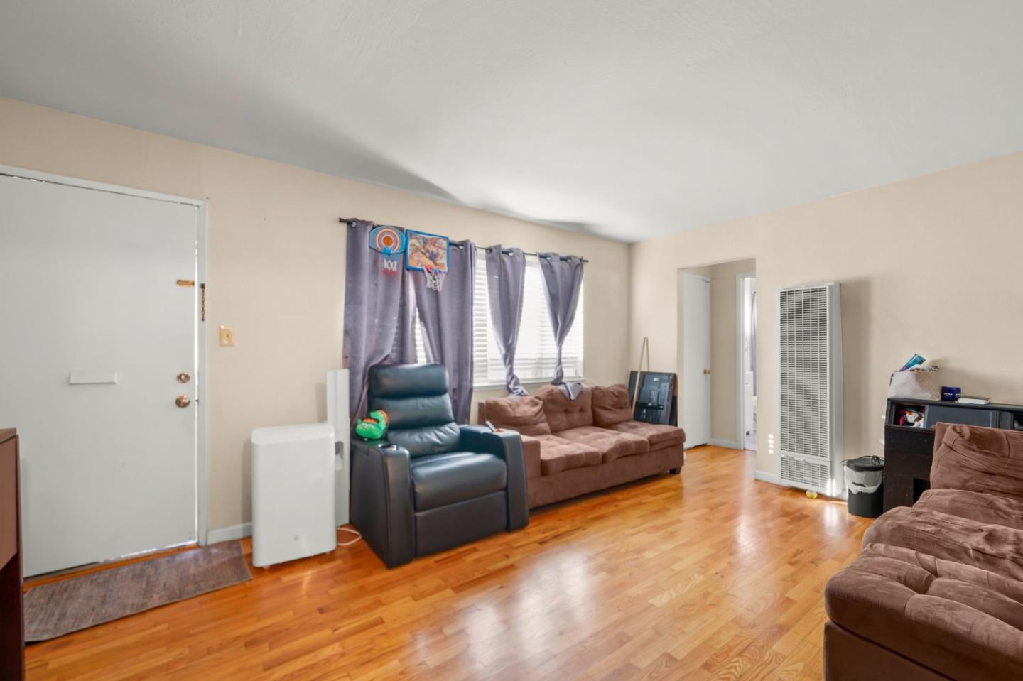 Detail Gallery Image 17 of 26 For 2421 Karen Dr, Santa Clara,  CA 95050 - – Beds | – Baths