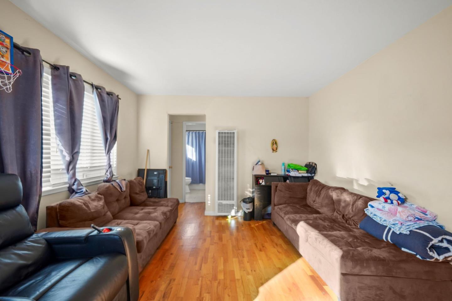 Detail Gallery Image 19 of 26 For 2421 Karen Dr, Santa Clara,  CA 95050 - – Beds | – Baths