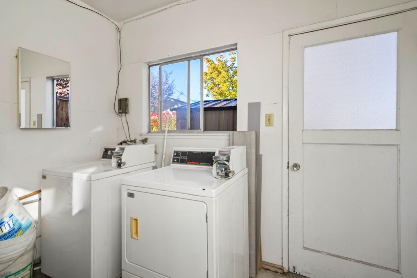 Detail Gallery Image 7 of 26 For 2421 Karen Dr, Santa Clara,  CA 95050 - – Beds | – Baths