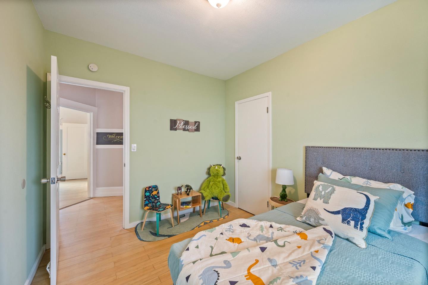 Detail Gallery Image 18 of 40 For 6900 Thornhill Dr, Oakland,  CA 94611 - 3 Beds | 3 Baths