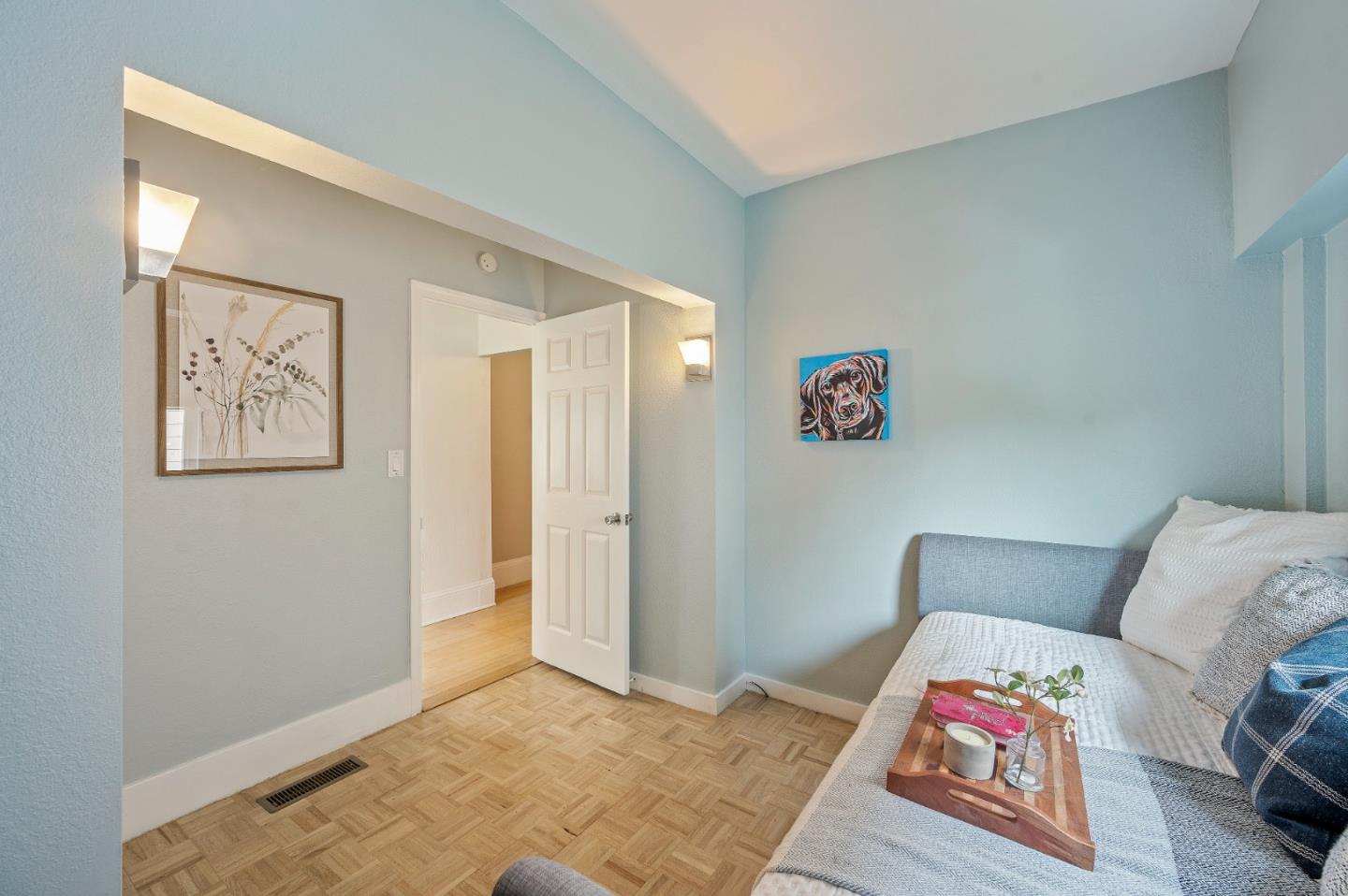 Detail Gallery Image 31 of 40 For 6900 Thornhill Dr, Oakland,  CA 94611 - 3 Beds | 3 Baths