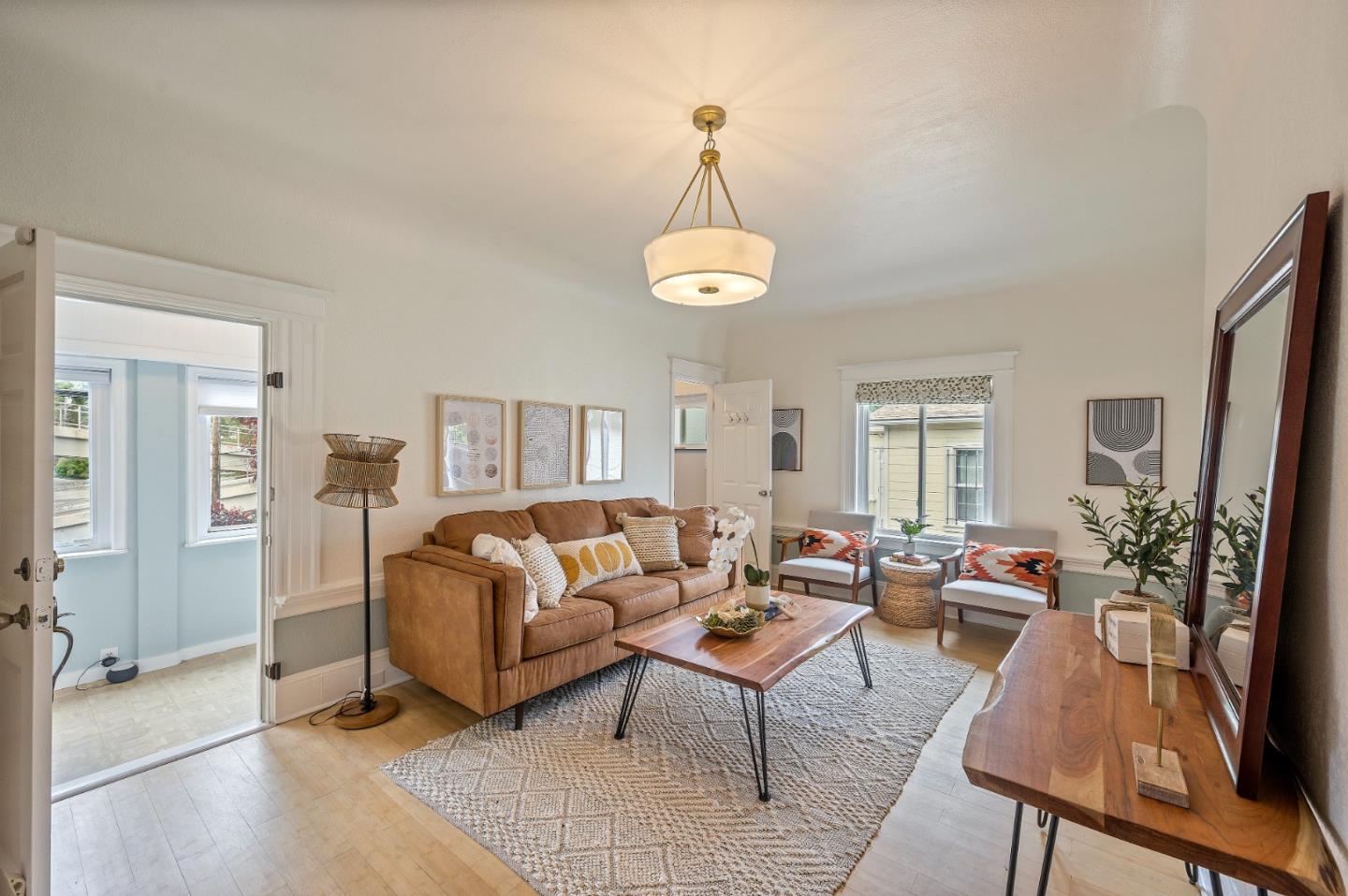 Detail Gallery Image 6 of 40 For 6900 Thornhill Dr, Oakland,  CA 94611 - 3 Beds | 3 Baths