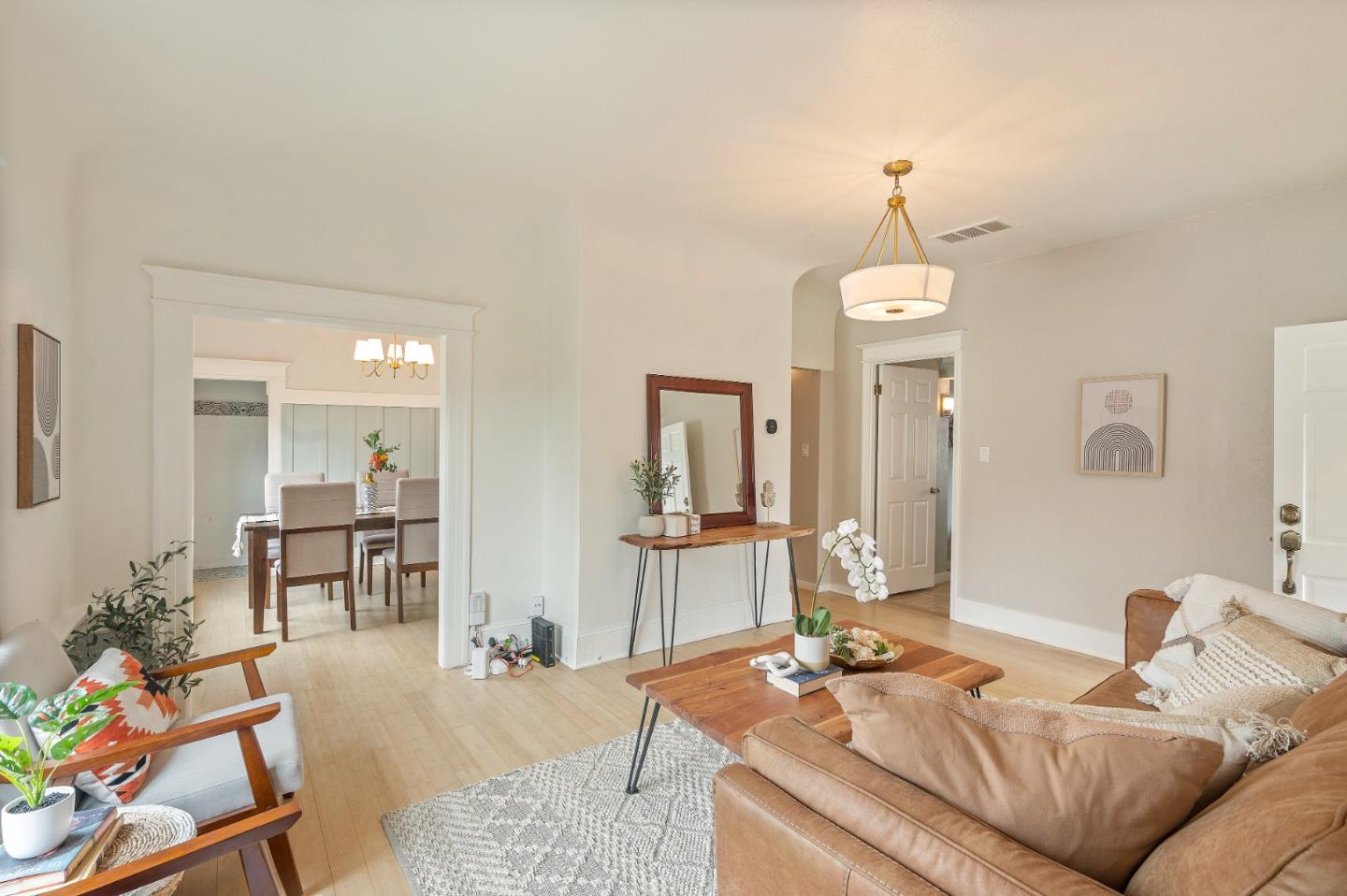 Detail Gallery Image 9 of 40 For 6900 Thornhill Dr, Oakland,  CA 94611 - 3 Beds | 3 Baths