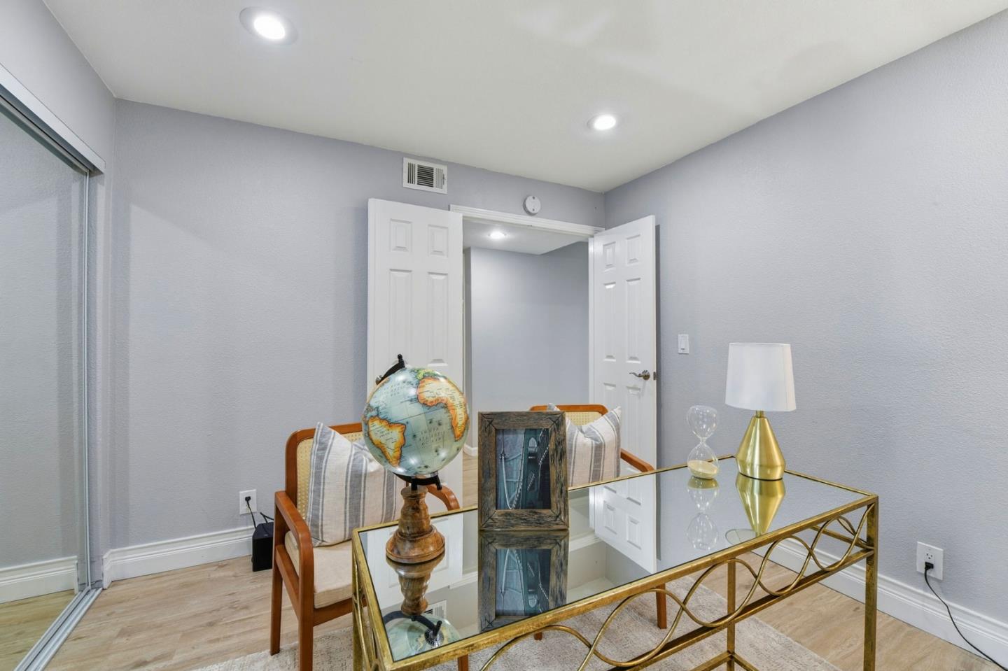 Detail Gallery Image 20 of 37 For 1117 Indian Summer Ct #4,  San Jose,  CA 95122 - 2 Beds | 1 Baths