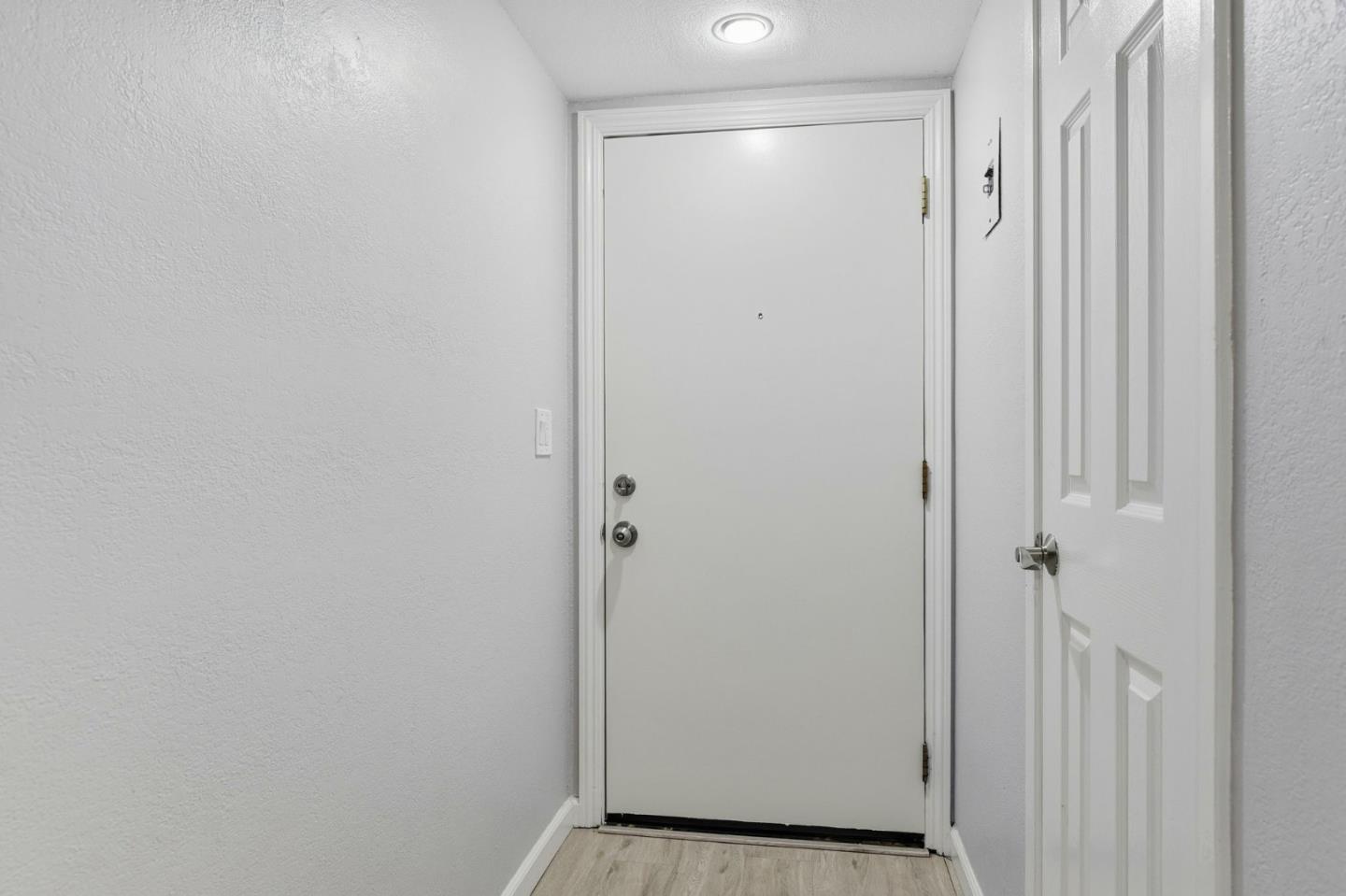 Detail Gallery Image 27 of 37 For 1117 Indian Summer Ct #4,  San Jose,  CA 95122 - 2 Beds | 1 Baths