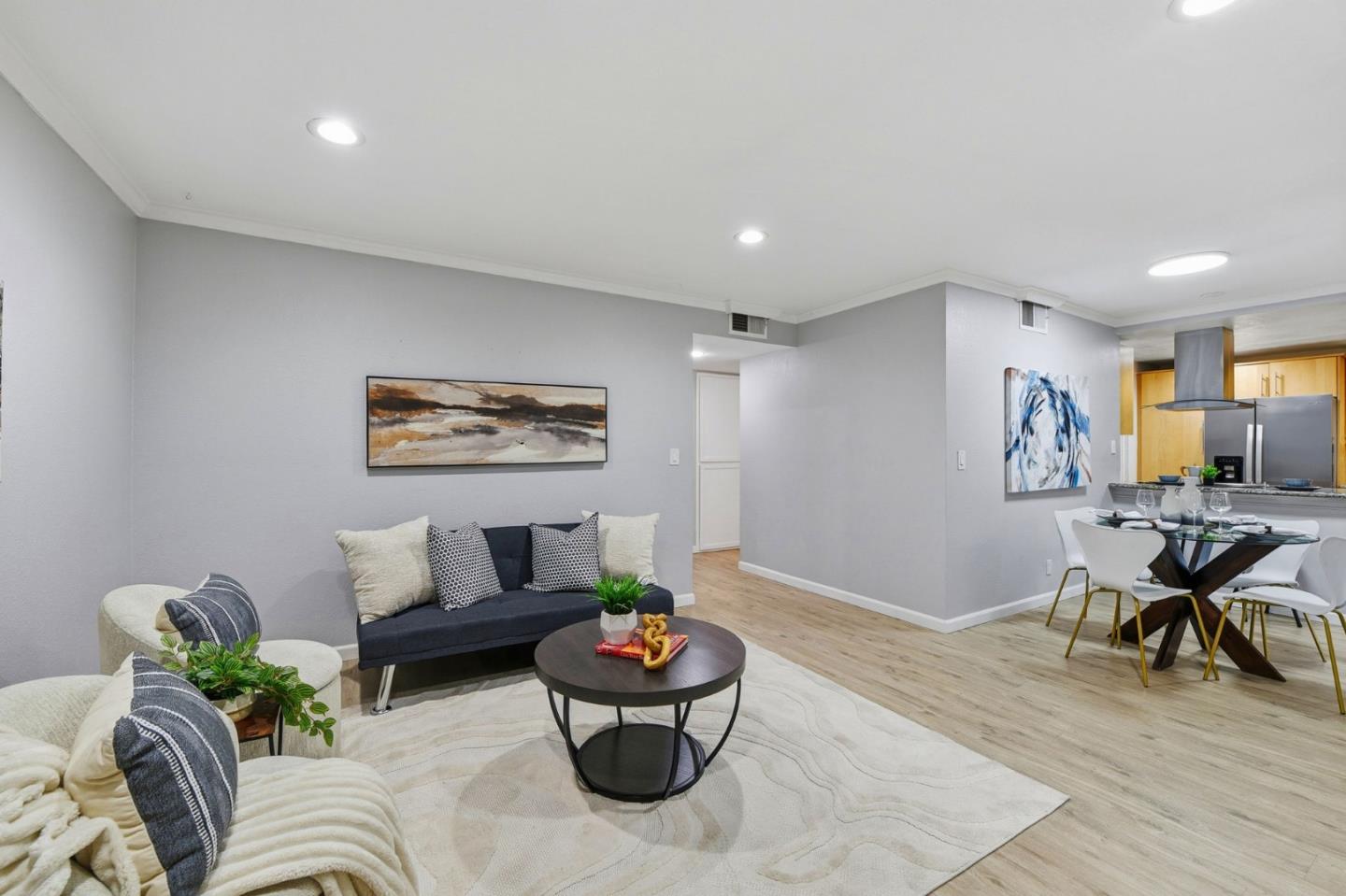 Detail Gallery Image 3 of 37 For 1117 Indian Summer Ct #4,  San Jose,  CA 95122 - 2 Beds | 1 Baths