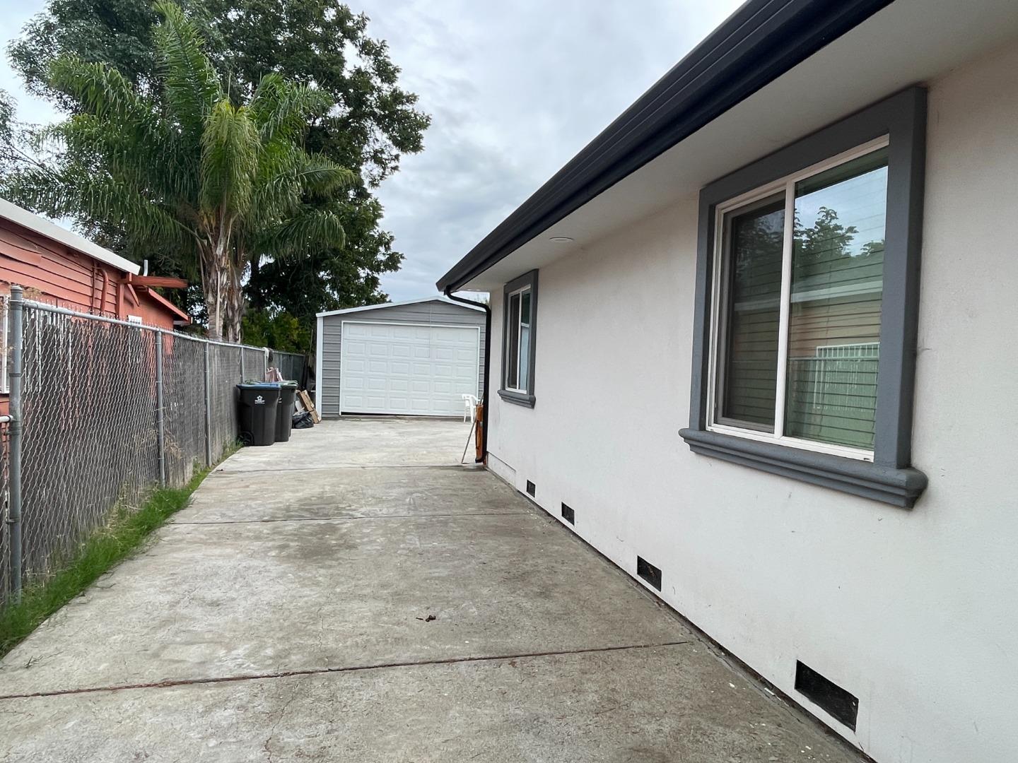 Detail Gallery Image 18 of 18 For 544 W 9th St, Stockton,  CA 95206 - 3 Beds | 2 Baths