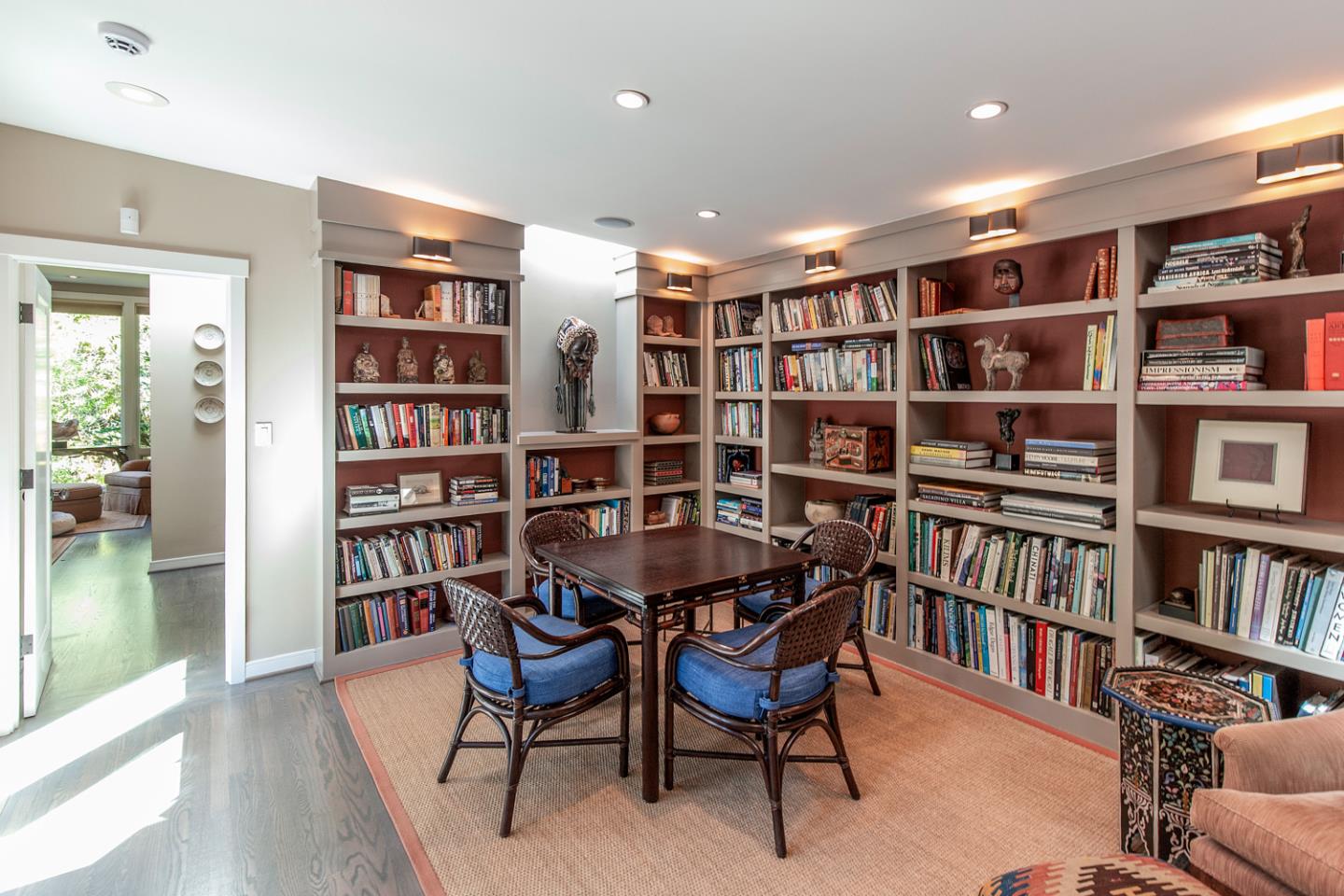 Detail Gallery Image 13 of 45 For 135 Wyndham Dr, Portola Valley,  CA 94028 - 4 Beds | 3/1 Baths