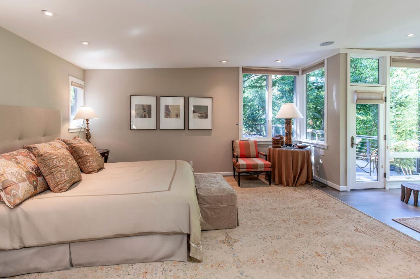 Detail Gallery Image 15 of 45 For 135 Wyndham Dr, Portola Valley,  CA 94028 - 4 Beds | 3/1 Baths