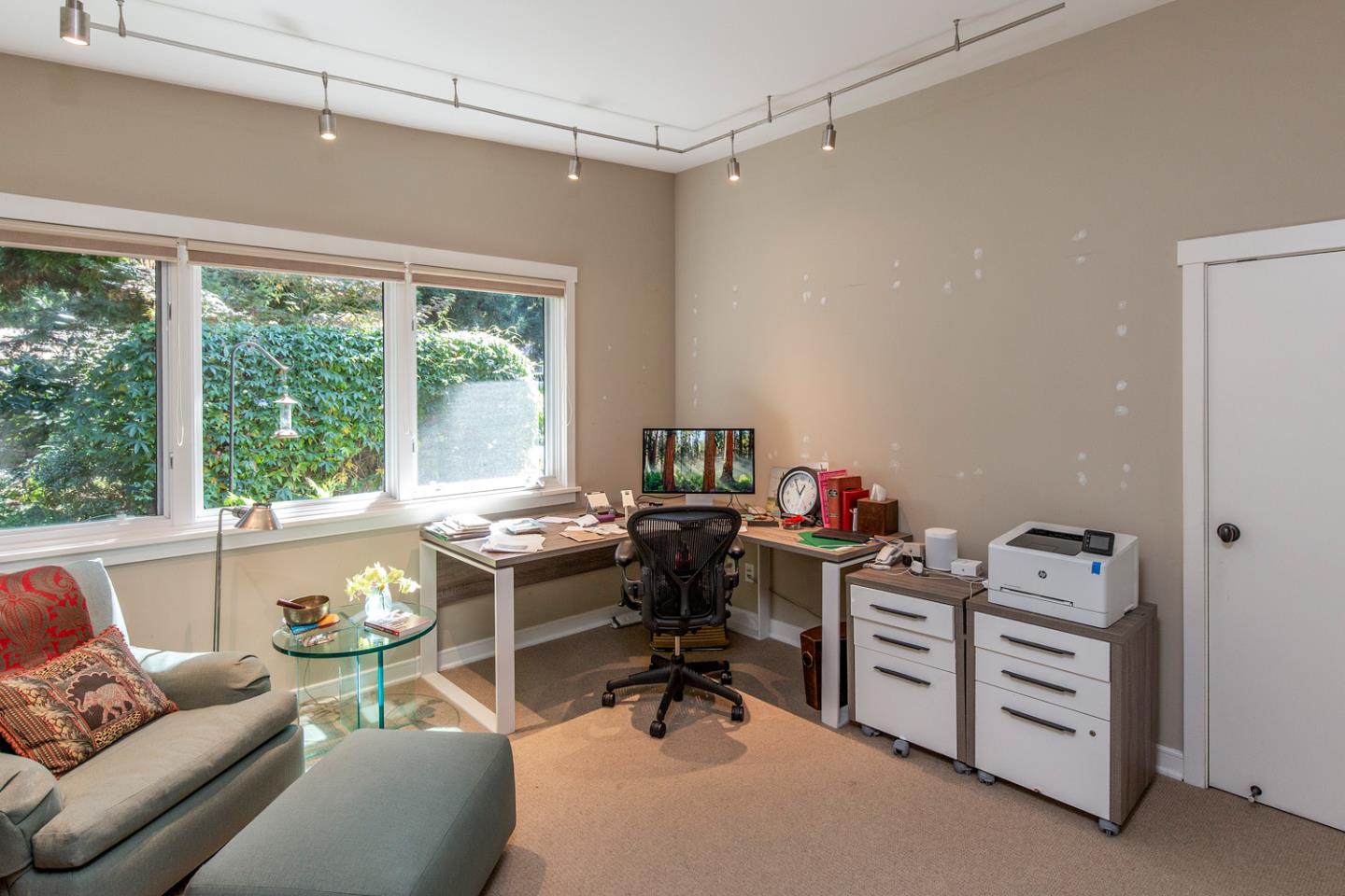 Detail Gallery Image 20 of 45 For 135 Wyndham Dr, Portola Valley,  CA 94028 - 4 Beds | 3/1 Baths