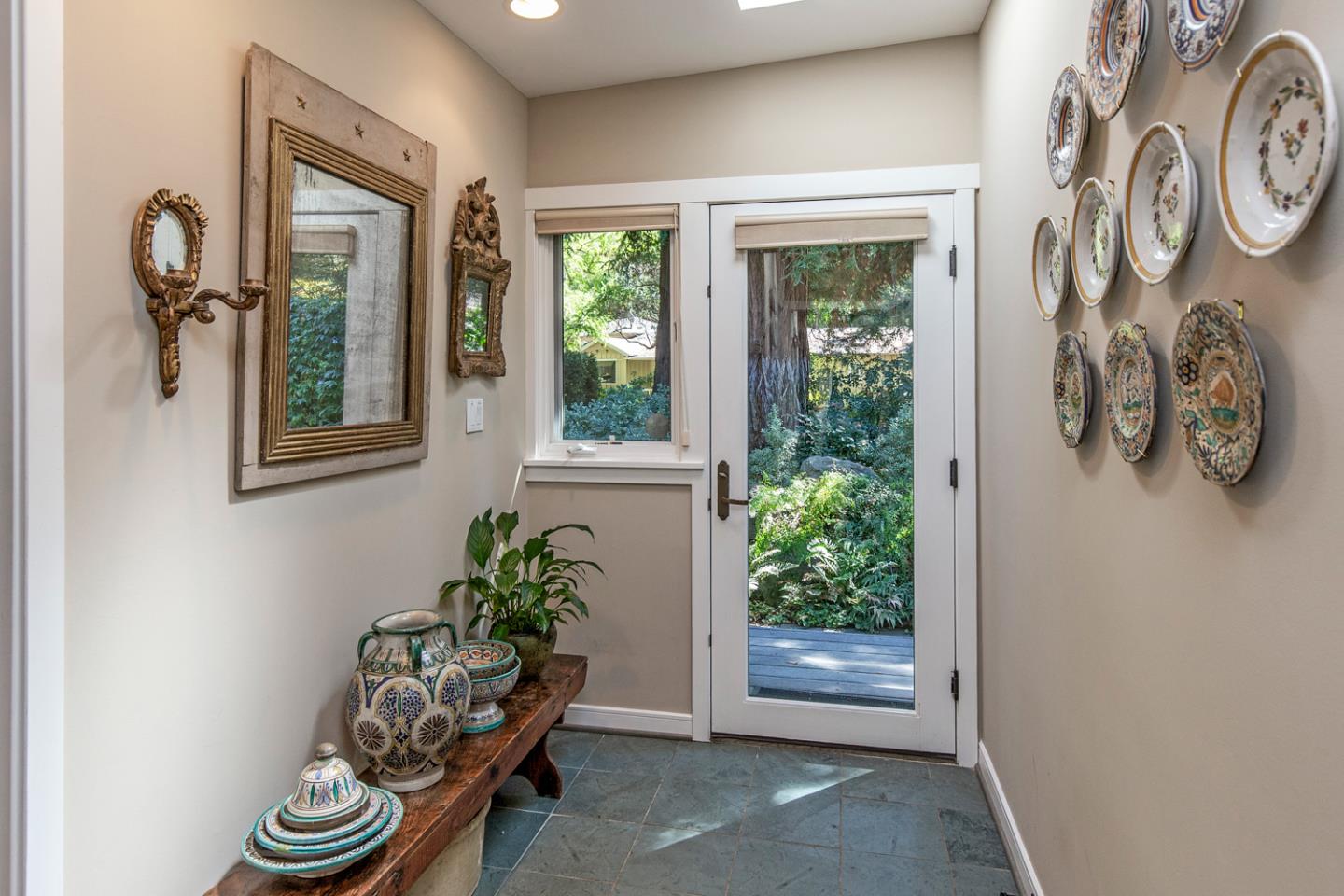 Detail Gallery Image 22 of 45 For 135 Wyndham Dr, Portola Valley,  CA 94028 - 4 Beds | 3/1 Baths
