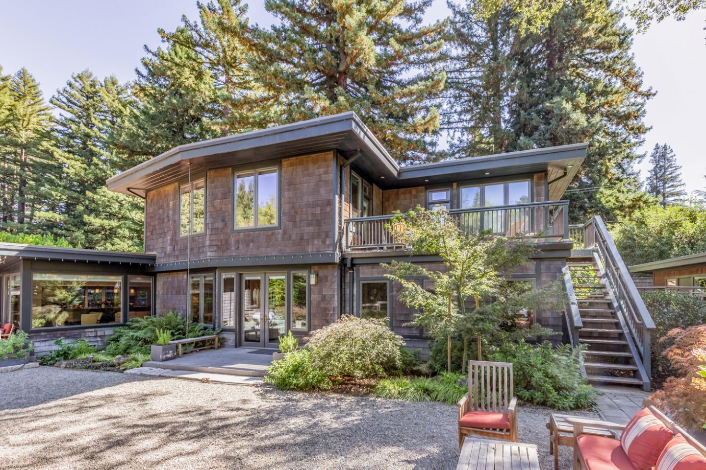 Detail Gallery Image 41 of 45 For 135 Wyndham Dr, Portola Valley,  CA 94028 - 4 Beds | 3/1 Baths