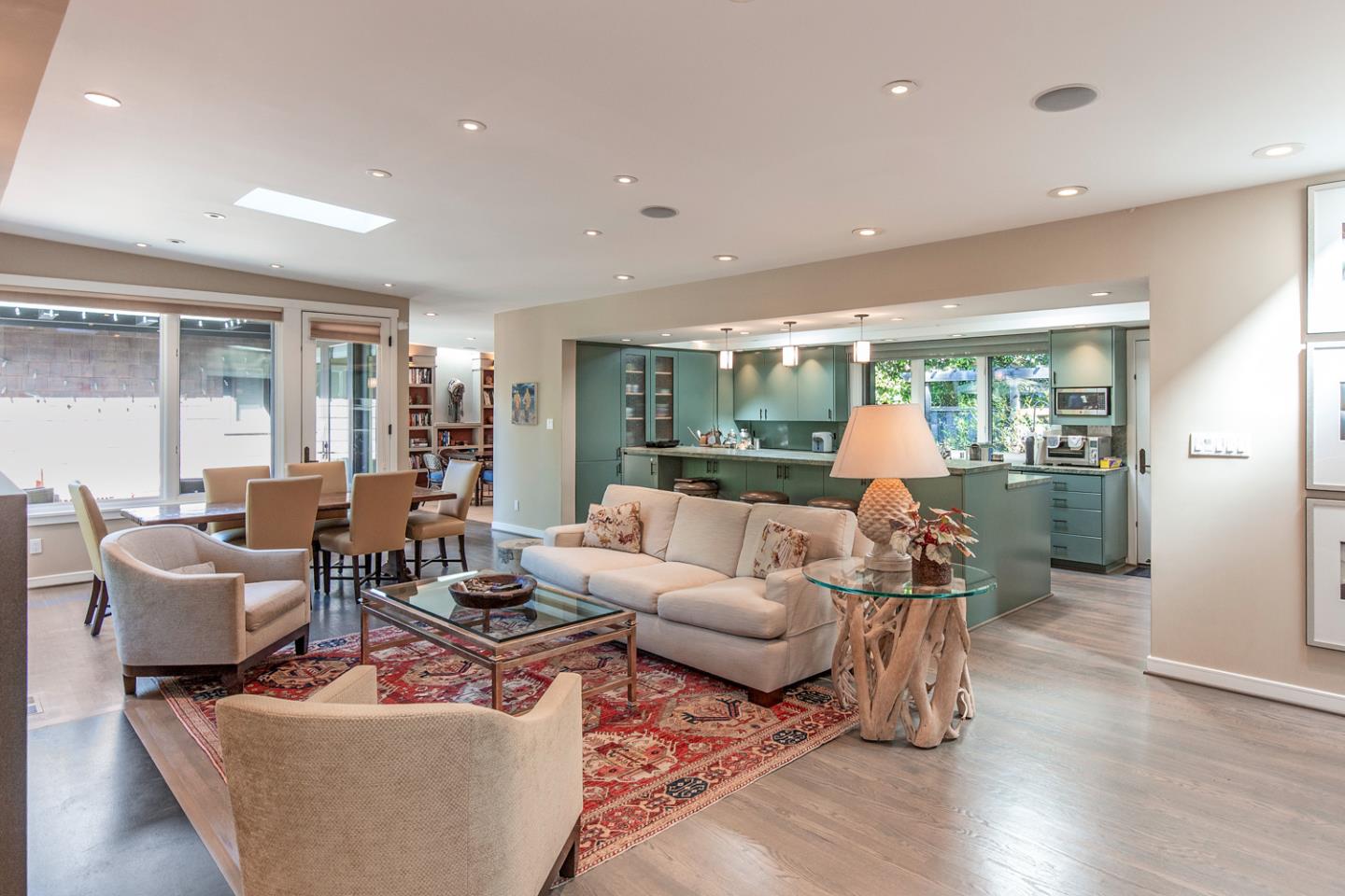 Detail Gallery Image 6 of 45 For 135 Wyndham Dr, Portola Valley,  CA 94028 - 4 Beds | 3/1 Baths