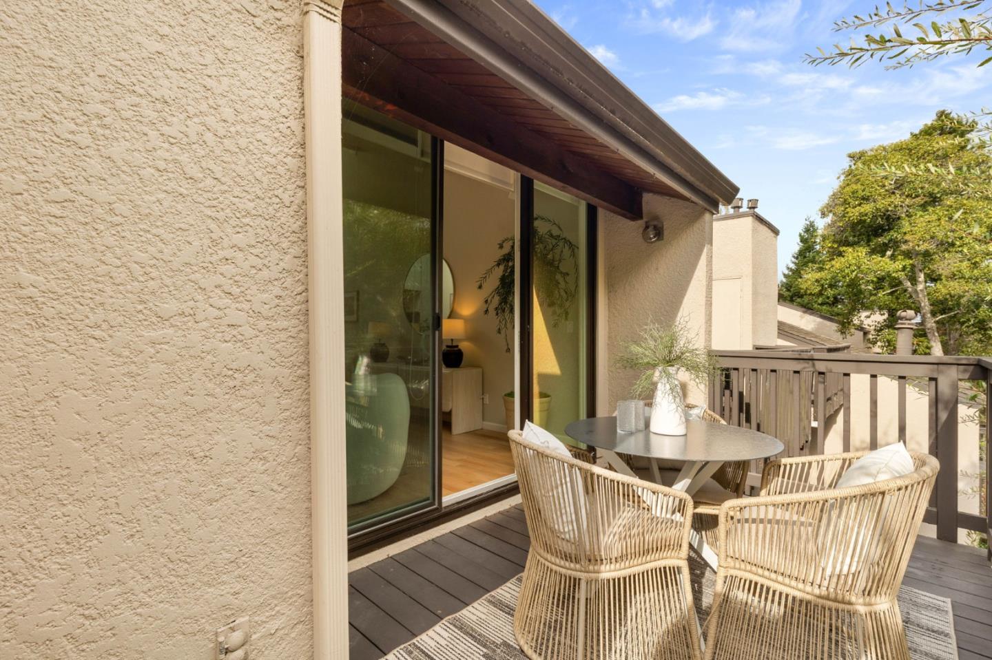 Detail Gallery Image 14 of 28 For 2371 Ticonderoga Dr, San Mateo,  CA 94402 - 2 Beds | 2/1 Baths