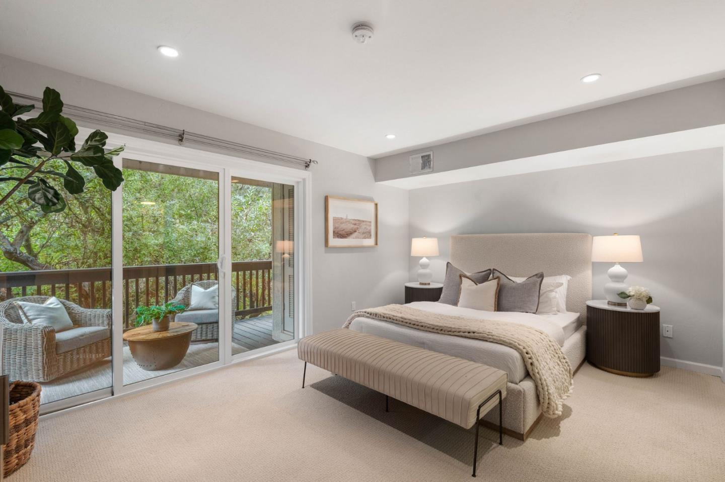 Detail Gallery Image 16 of 28 For 2371 Ticonderoga Dr, San Mateo,  CA 94402 - 2 Beds | 2/1 Baths