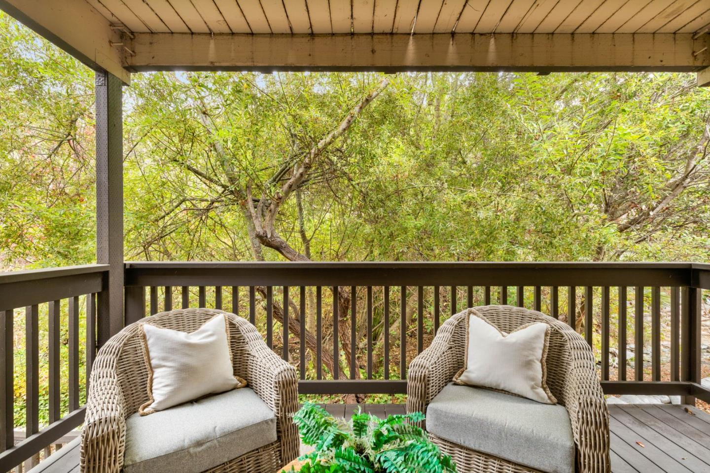 Detail Gallery Image 19 of 28 For 2371 Ticonderoga Dr, San Mateo,  CA 94402 - 2 Beds | 2/1 Baths