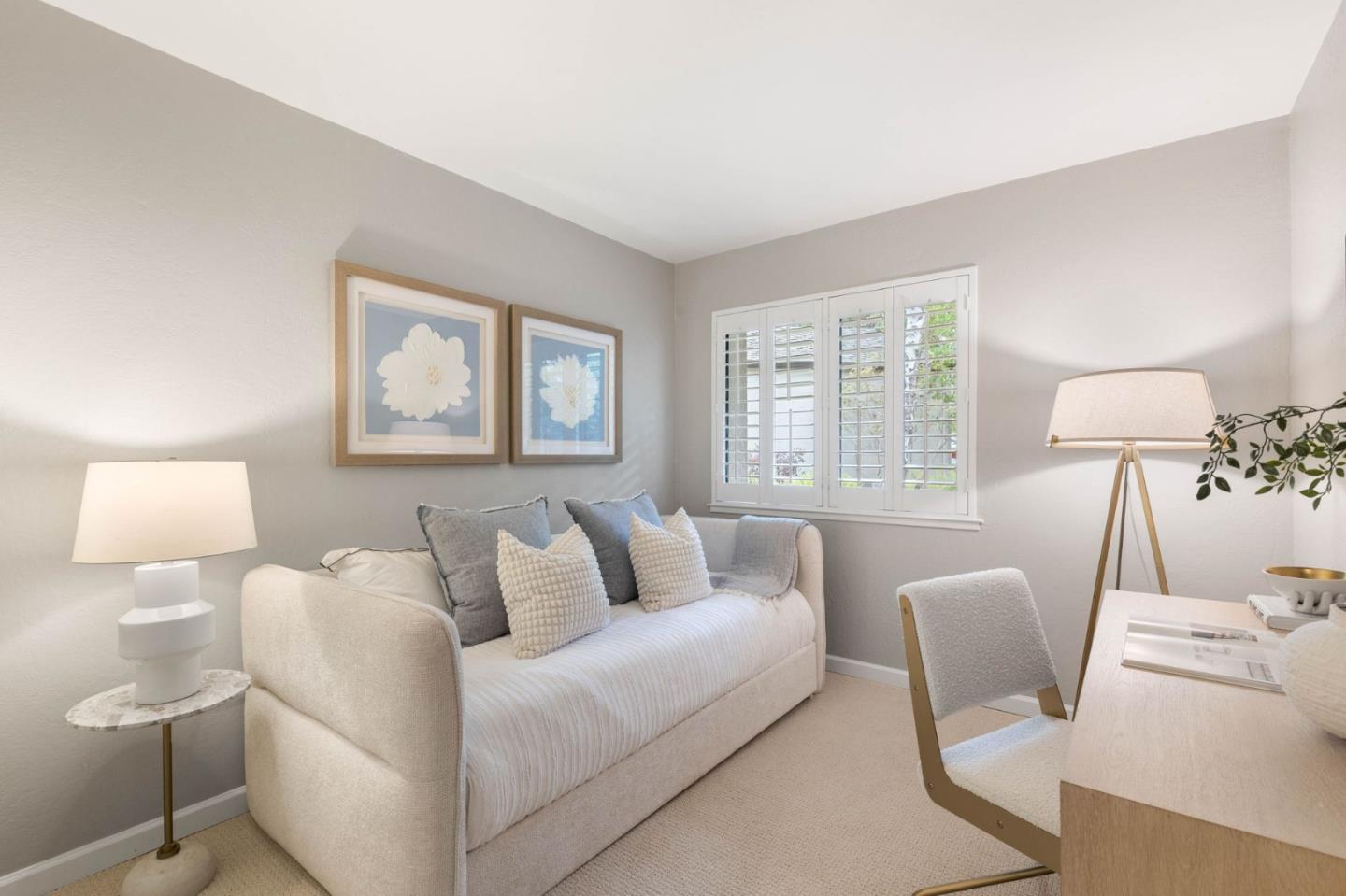 Detail Gallery Image 20 of 28 For 2371 Ticonderoga Dr, San Mateo,  CA 94402 - 2 Beds | 2/1 Baths