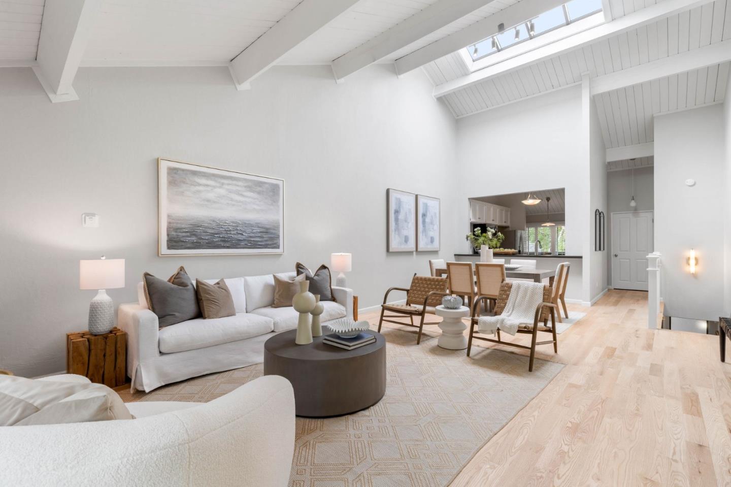 Detail Gallery Image 4 of 28 For 2371 Ticonderoga Dr, San Mateo,  CA 94402 - 2 Beds | 2/1 Baths