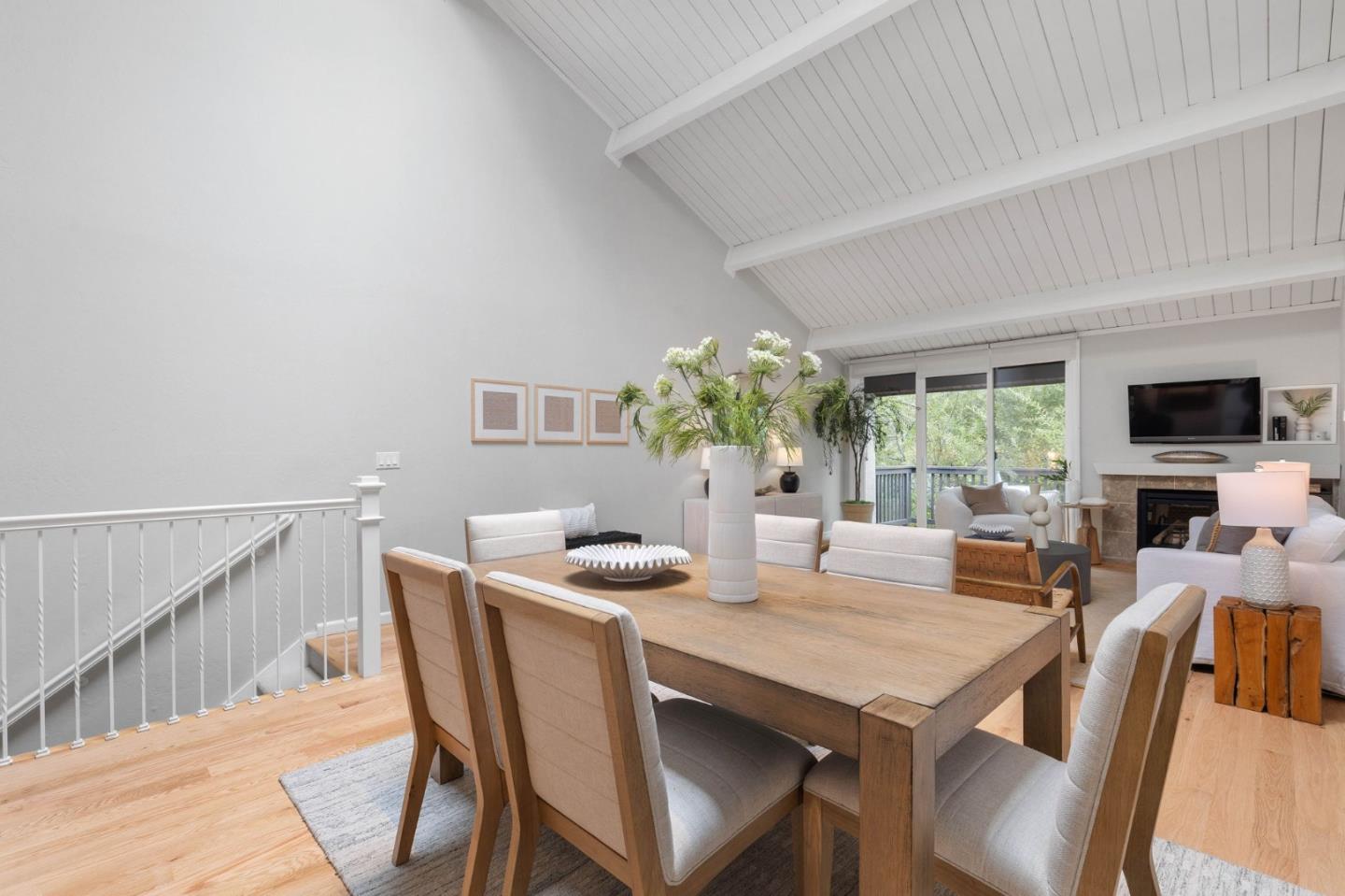 Detail Gallery Image 6 of 28 For 2371 Ticonderoga Dr, San Mateo,  CA 94402 - 2 Beds | 2/1 Baths