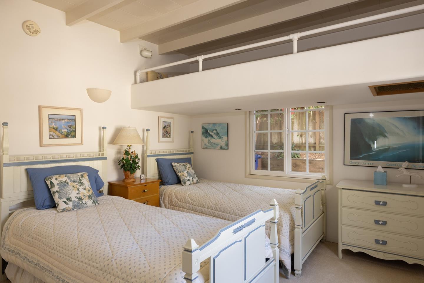 Detail Gallery Image 19 of 26 For 650 Grace St, Monterey,  CA 93940 - 3 Beds | 2 Baths