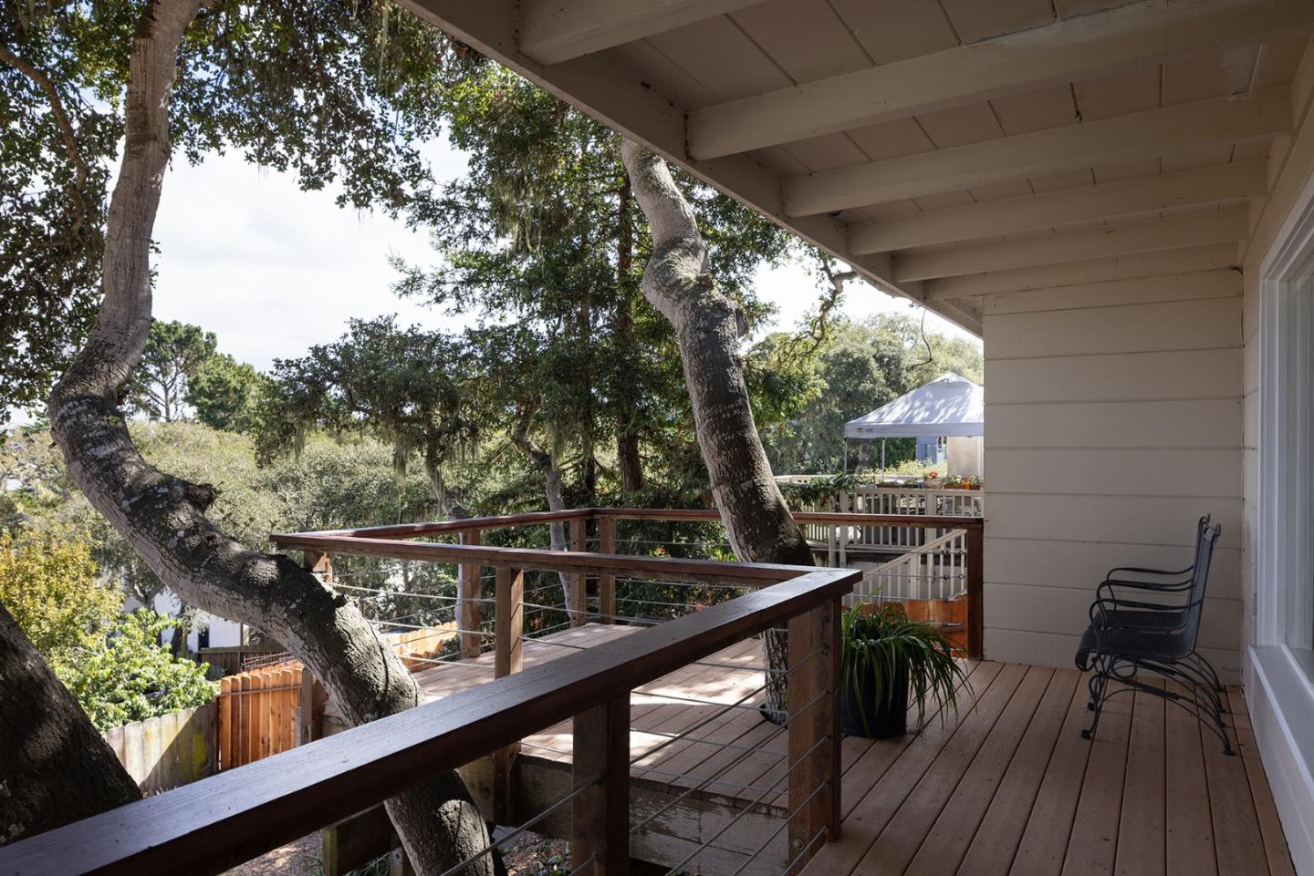 Detail Gallery Image 6 of 26 For 650 Grace St, Monterey,  CA 93940 - 3 Beds | 2 Baths