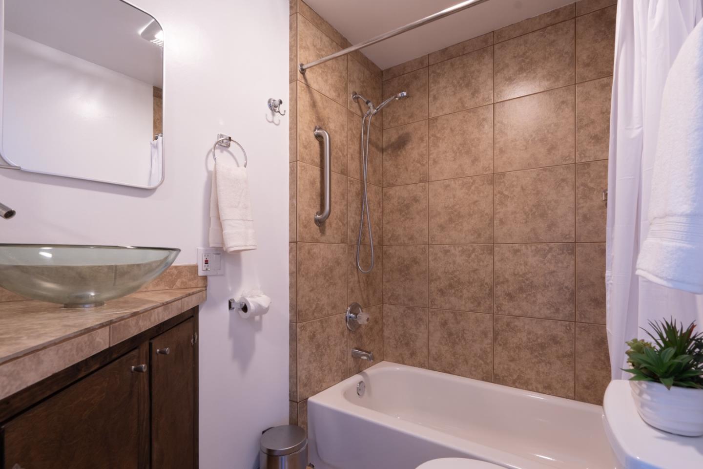 Detail Gallery Image 8 of 26 For 273 W Carmel Valley Rd, Carmel Valley,  CA 93924 - – Beds | – Baths