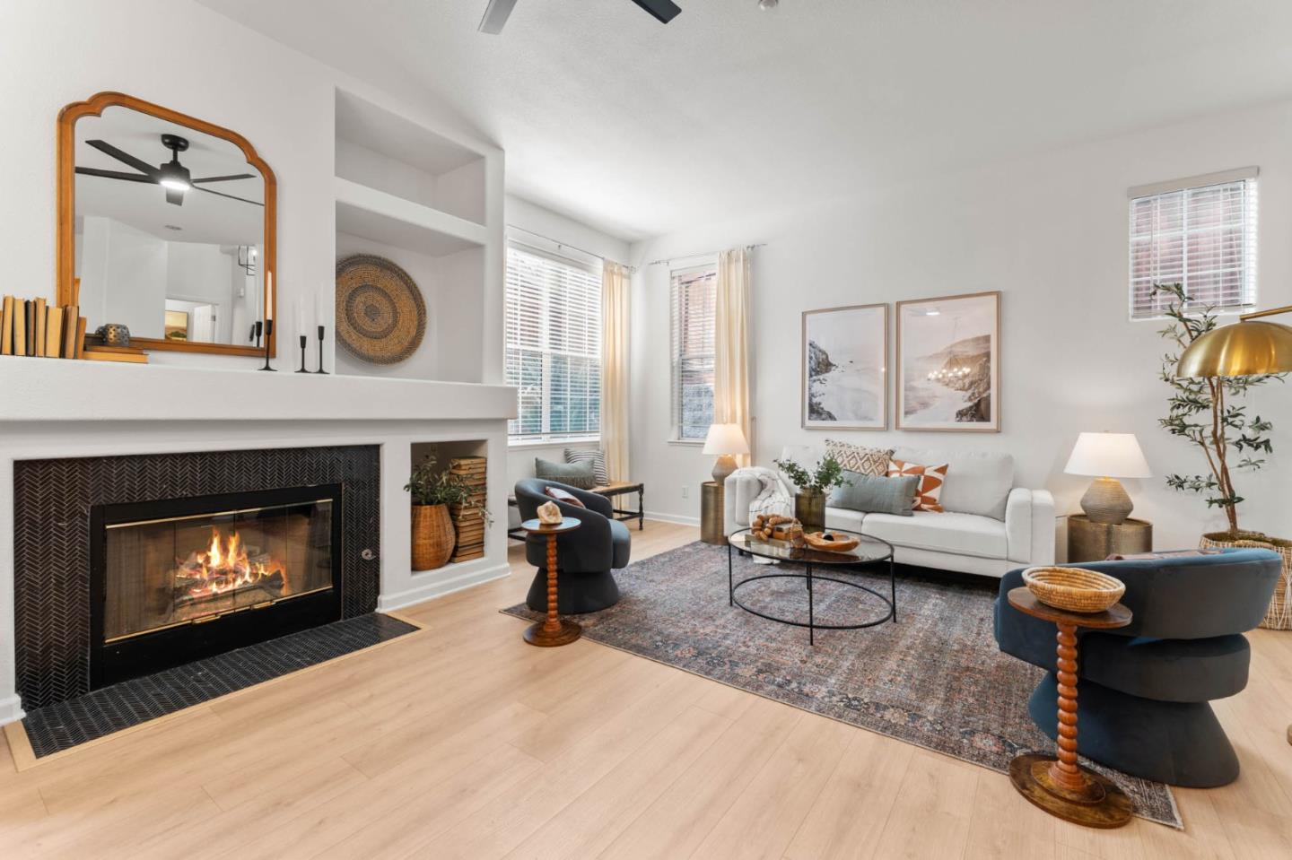 Detail Gallery Image 8 of 34 For 108 Kent Ct, Scotts Valley,  CA 95066 - 3 Beds | 2/1 Baths