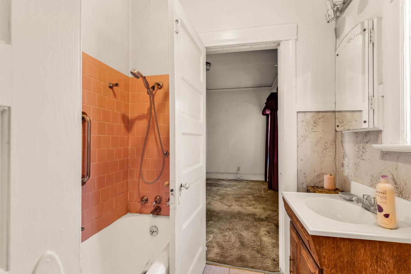 Detail Gallery Image 23 of 54 For 852 58th St, Oakland,  CA 94608 - – Beds | – Baths