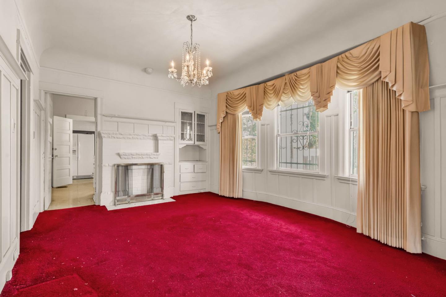 Detail Gallery Image 8 of 54 For 852 58th St, Oakland,  CA 94608 - – Beds | – Baths