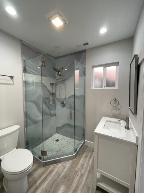 Detail Gallery Image 16 of 20 For 427 Samson St a,  Redwood City,  CA 94063 - 2 Beds | 2 Baths