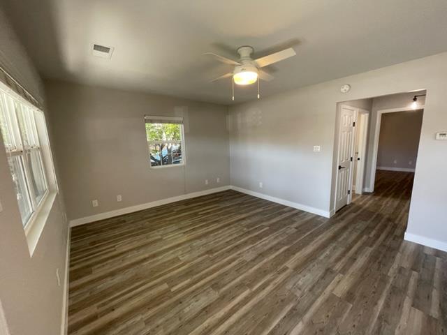 Detail Gallery Image 2 of 20 For 427 Samson St a,  Redwood City,  CA 94063 - 2 Beds | 2 Baths