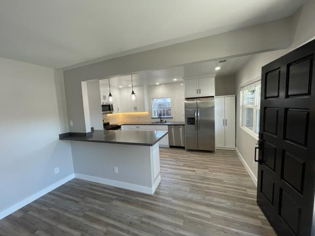 Detail Gallery Image 4 of 20 For 427 Samson St a,  Redwood City,  CA 94063 - 2 Beds | 2 Baths