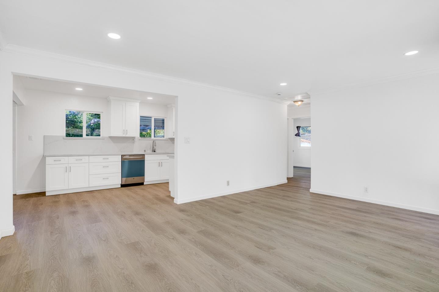 Detail Gallery Image 12 of 94 For 15965 Blossom Hill Rd, Los Gatos,  CA 95032 - 3 Beds | 2 Baths