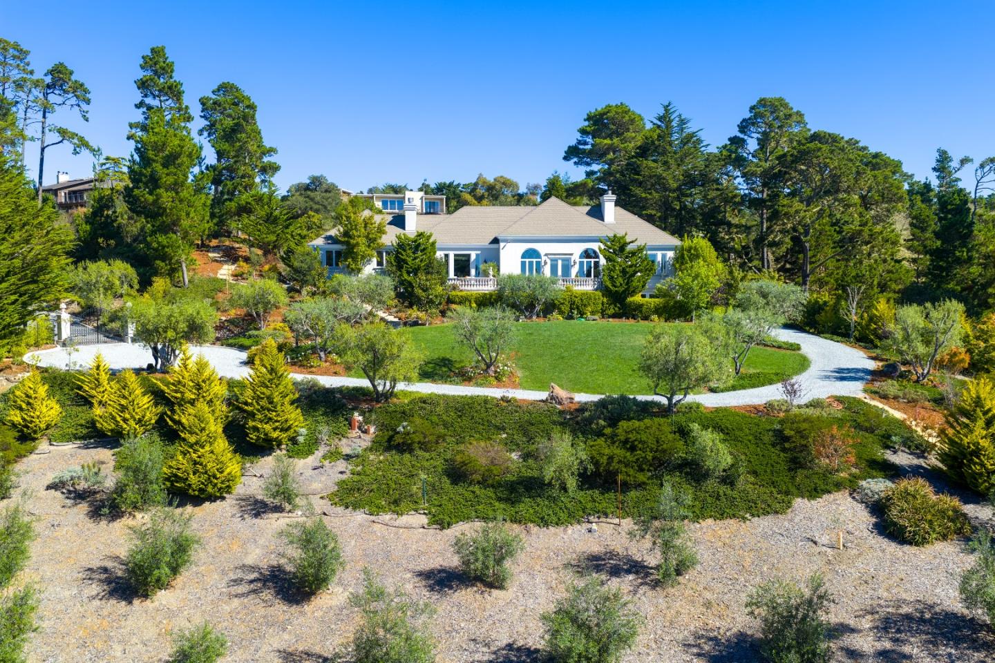 Detail Gallery Image 37 of 40 For 3930 via Mar Monte, Carmel,  CA 93923 - 6 Beds | 5/1 Baths