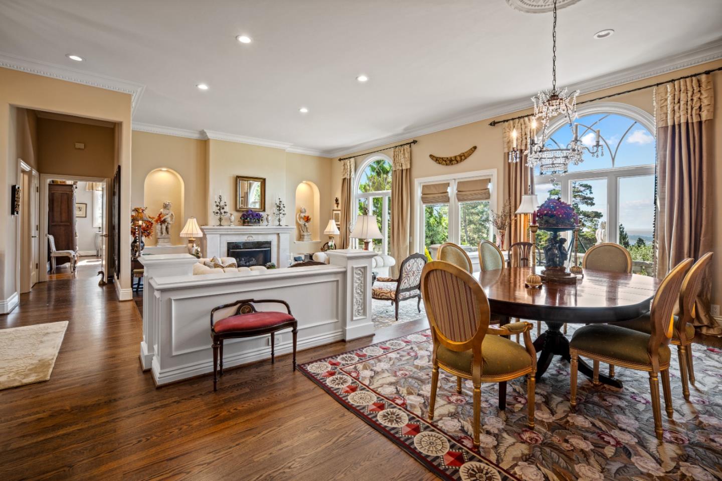 Detail Gallery Image 8 of 40 For 3930 via Mar Monte, Carmel,  CA 93923 - 6 Beds | 5/1 Baths