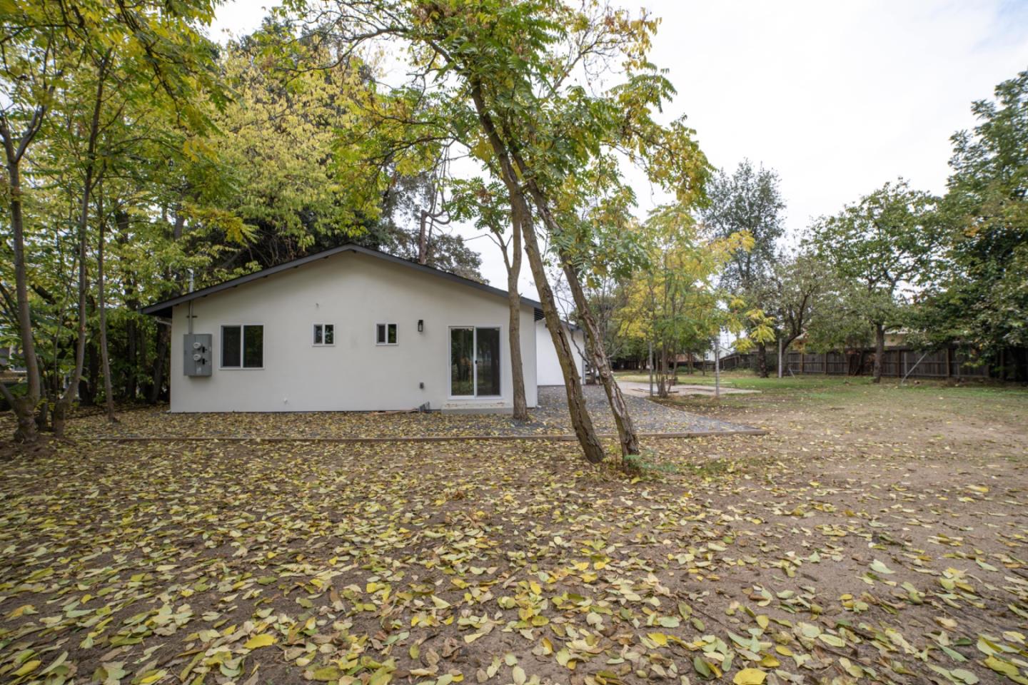 Detail Gallery Image 11 of 23 For 417 Laurel Ave, Modesto,  CA 95351 - 3 Beds | 2 Baths