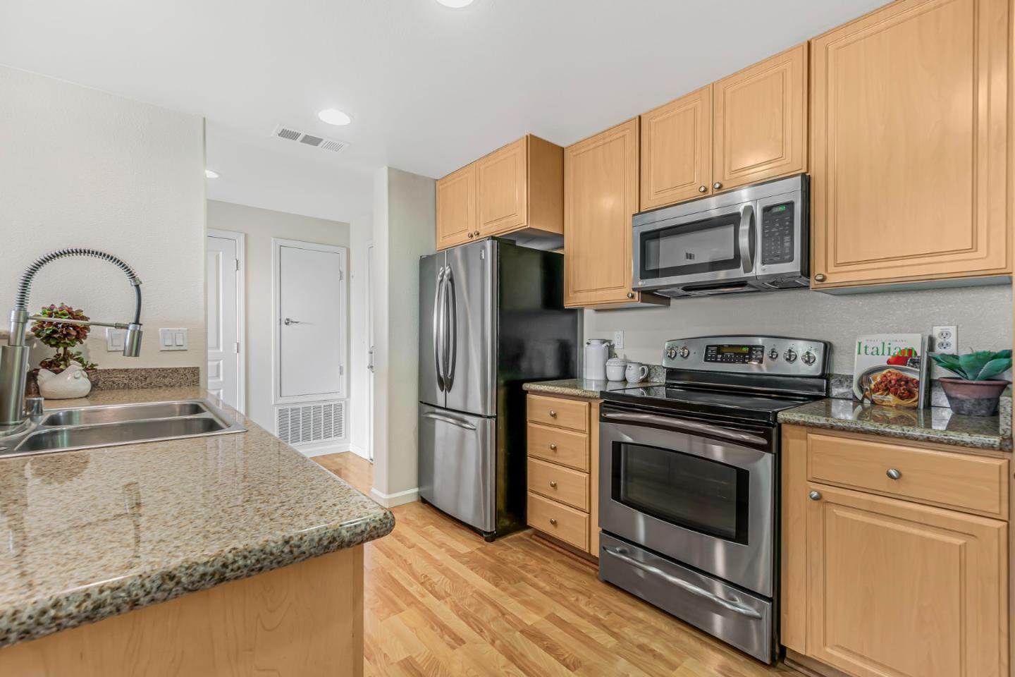 Detail Gallery Image 19 of 53 For 1883 Agnew Rd #301,  Santa Clara,  CA 95054 - 2 Beds | 2 Baths