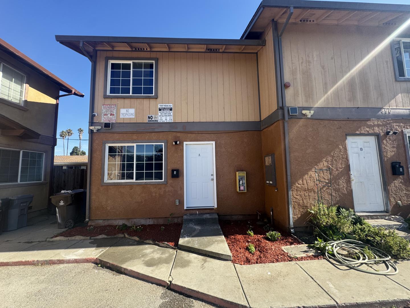 Detail Gallery Image 1 of 28 For 890 Rider Ave a,  Salinas,  CA 93905 - 2 Beds | 2 Baths