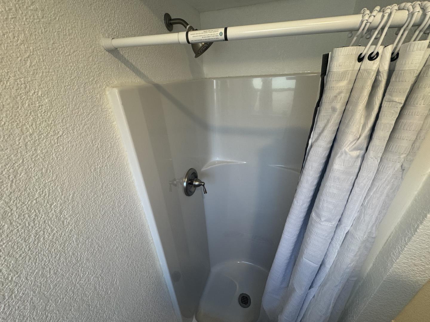 Detail Gallery Image 21 of 28 For 890 Rider Ave a,  Salinas,  CA 93905 - 2 Beds | 2 Baths