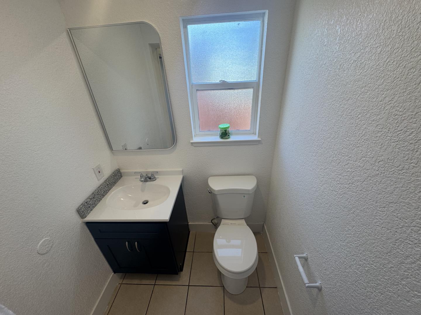 Detail Gallery Image 25 of 28 For 890 Rider Ave a,  Salinas,  CA 93905 - 2 Beds | 2 Baths