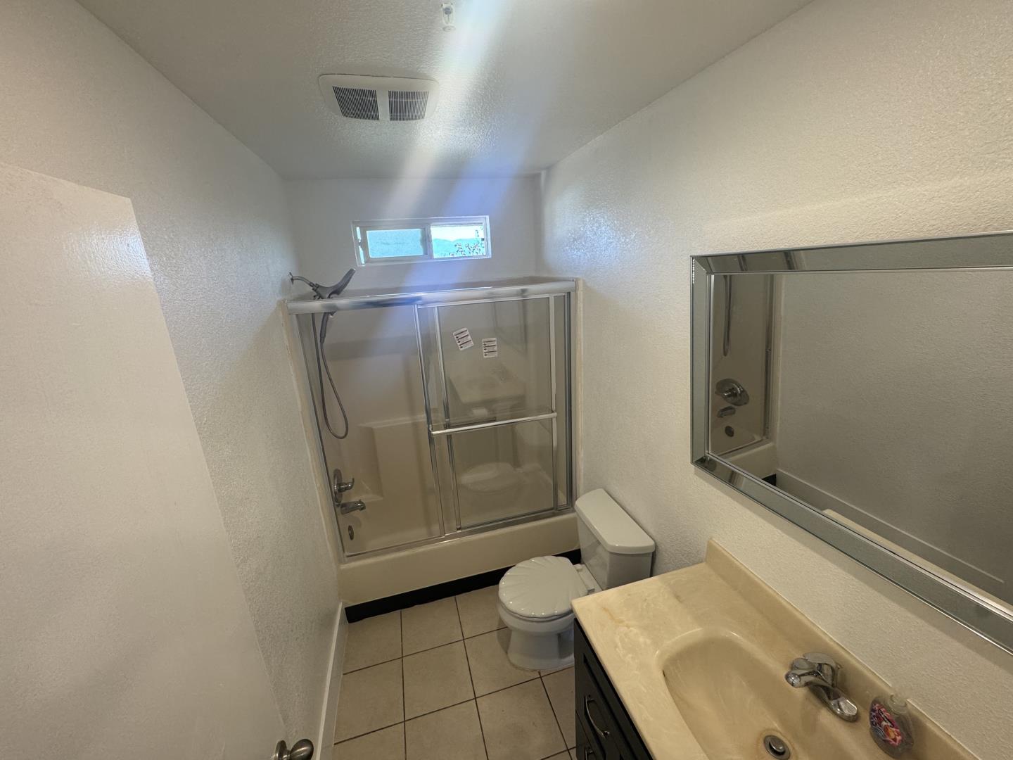 Detail Gallery Image 28 of 28 For 890 Rider Ave a,  Salinas,  CA 93905 - 2 Beds | 2 Baths